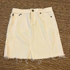 the kayla mid-length skirt